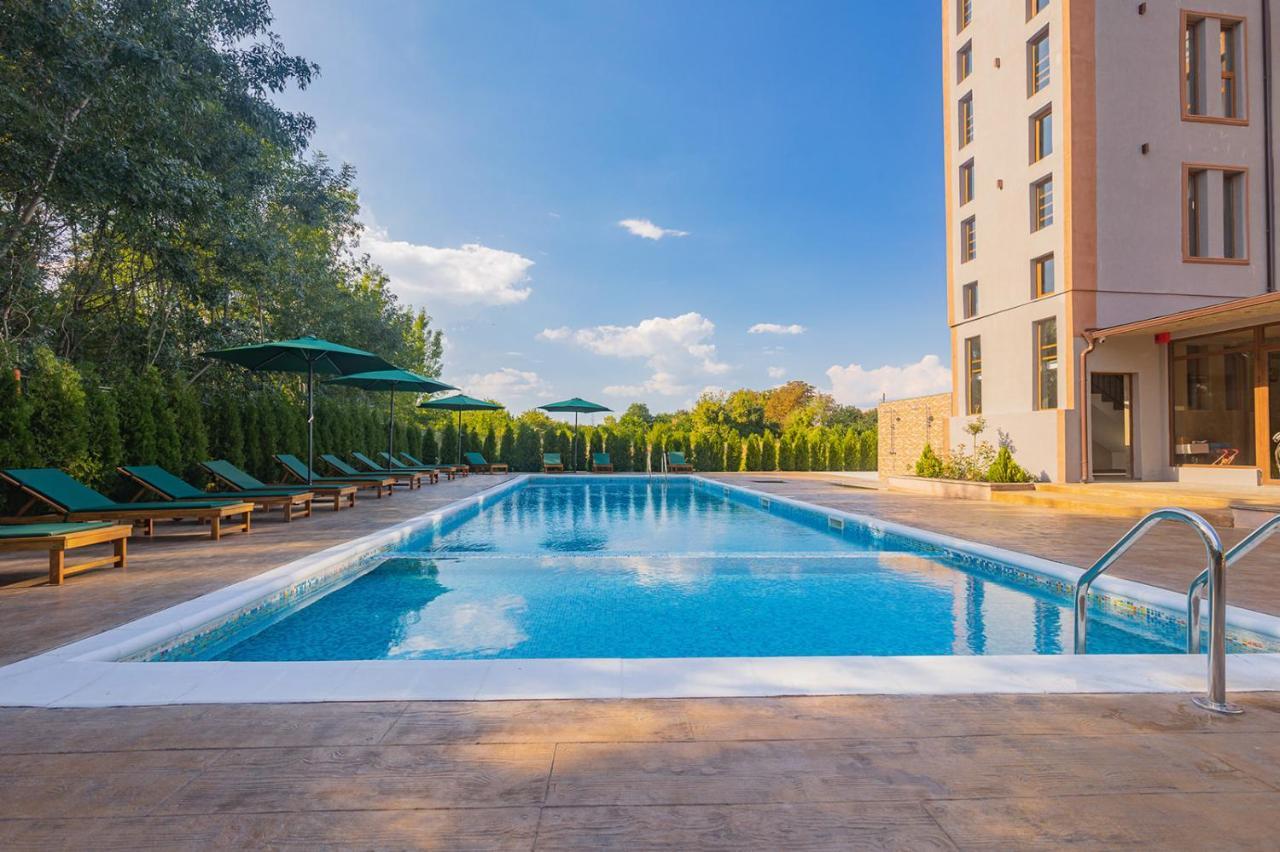 Lecardo Hotel 阿赫洛伊 外观 照片